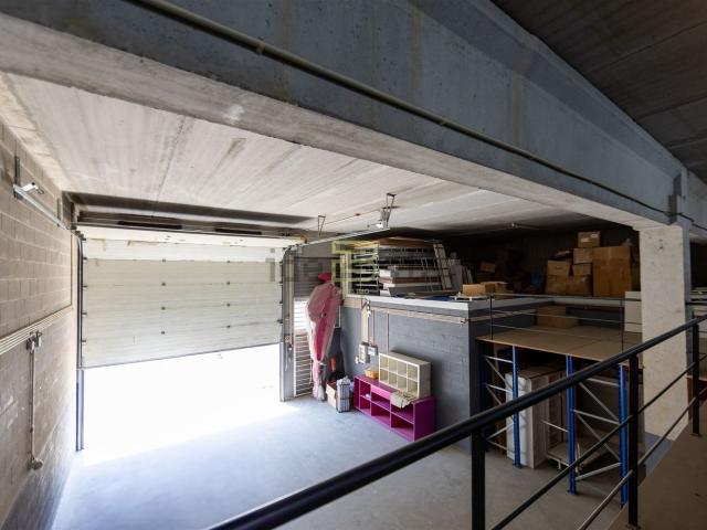 Armazém alugar em Valongo, Ermesinde