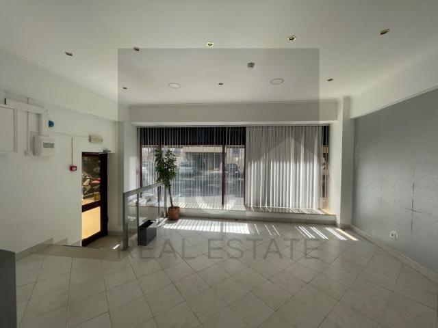 Ponto Comercial alugar em Lumiar, Quinta do Lambert