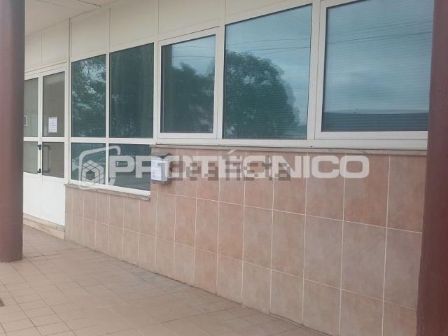 Armazém alugar em Aveiro