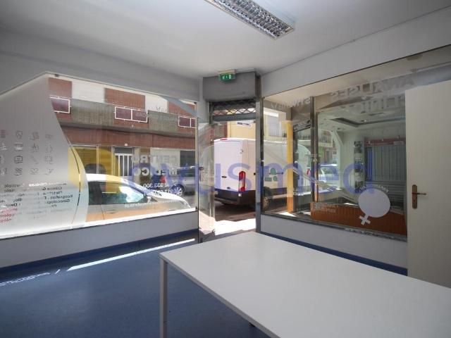 Loja venda em São Bartolomeu De Messines, Faro