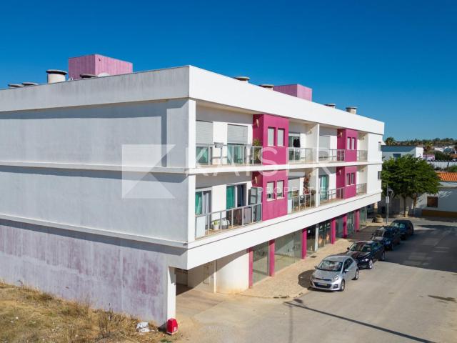 Loja venda em Cortelhas, Albufeira