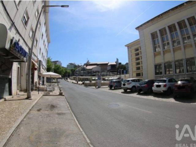 Armazém venda em Cova da Piedade, Almada