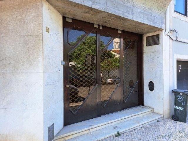 Loja venda em Estrela, Lisboa