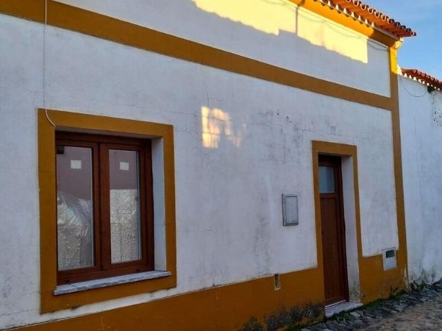 Loja venda em Mourã, Beja