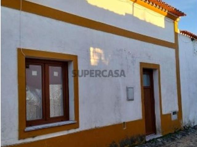Armazém venda em Mourã, Beja