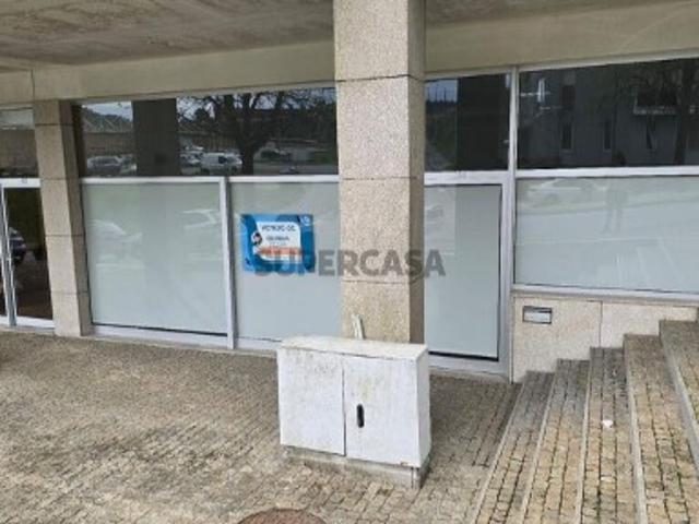 Armazém venda em Amarante, Porto
