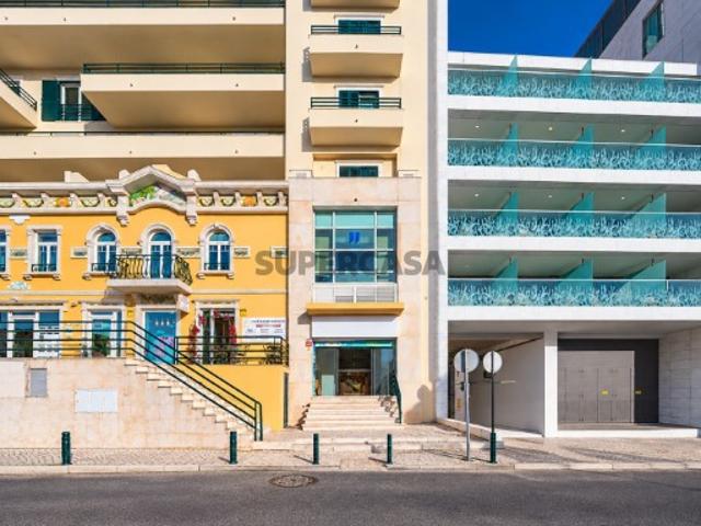 Armazém venda em Santo António do Estoril, Cascais