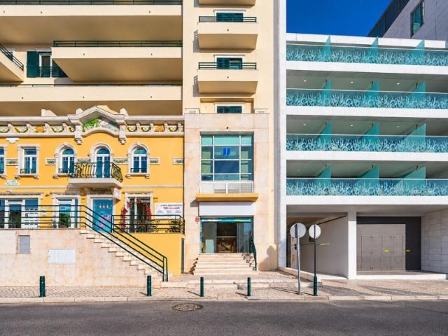 Loja venda em Santo António do Estoril, Cascais