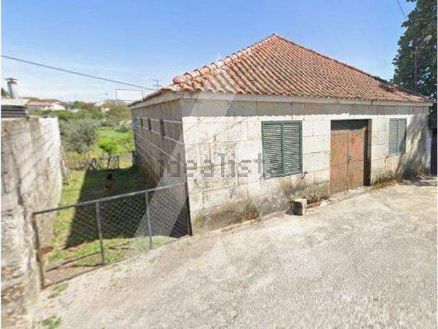 Armazém venda em Faíl e Vila Chã de Sá, Viseu