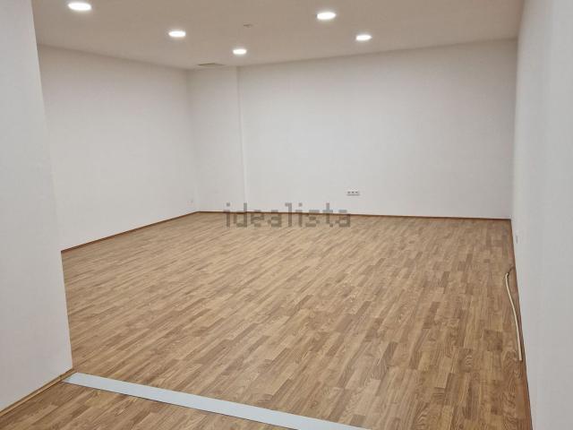 Loja alugar em Zona Industrial da Varziela, Vila Do Conde