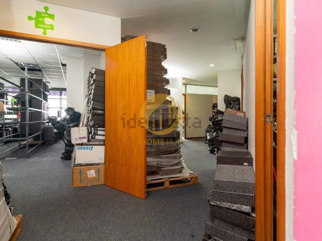 Loja venda em Coelheira, Gondomar