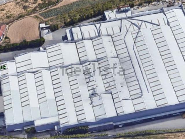 Armazém alugar em Manariz, Gondomar