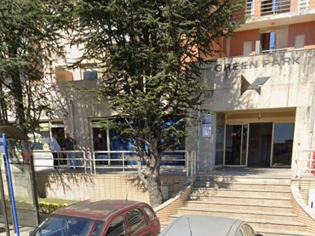 Ponto Comercial alugar em Fânzeres, Paço