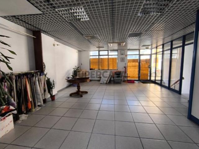 Armazém venda em Faro