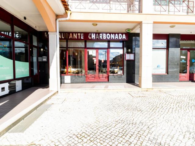 Loja venda em Ourém, Santarém