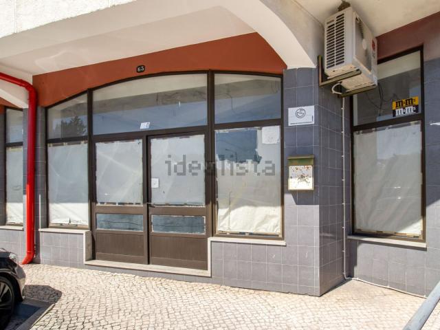 Loja venda em Ourém, Santarém