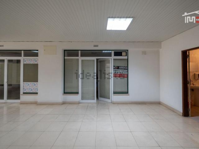 Loja alugar em Ourém, Santarém