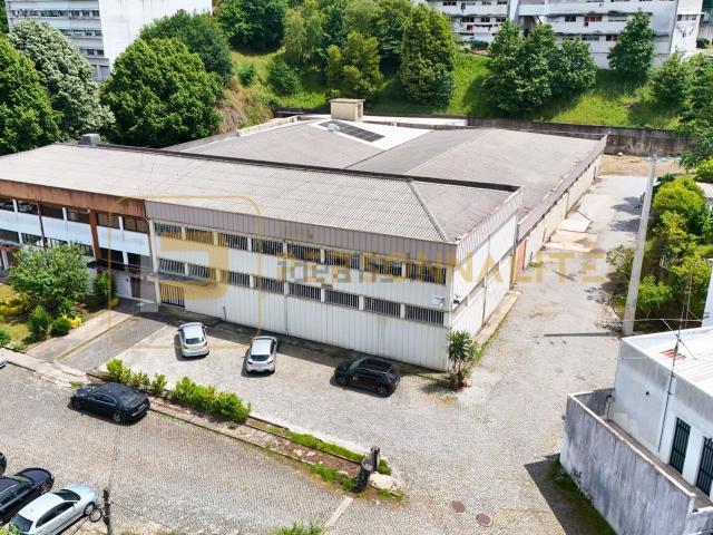 Armazém alugar em Guimarães, Braga