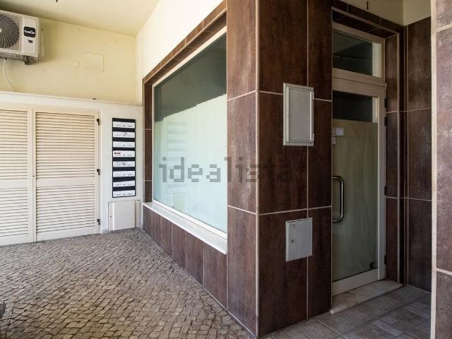 Loja venda em Ferragudo, Faro