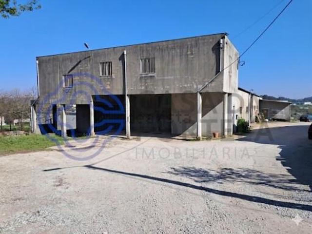 Armazém venda em Ferreira, Porto