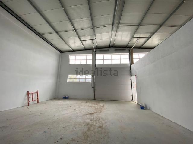Armazém alugar em Arcozelo, Braga