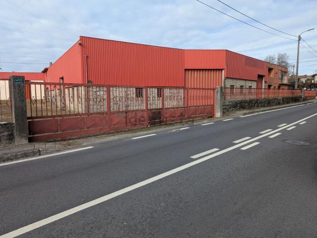 Armazém venda em Frazão, Porto