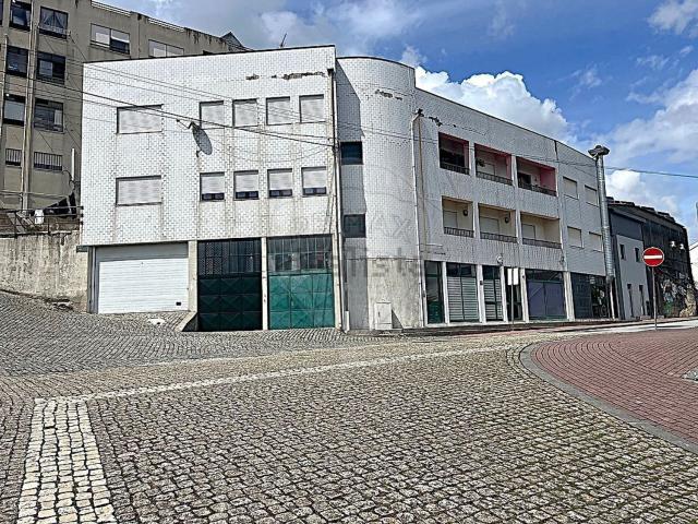 Loja alugar em Xistos, Freamunde