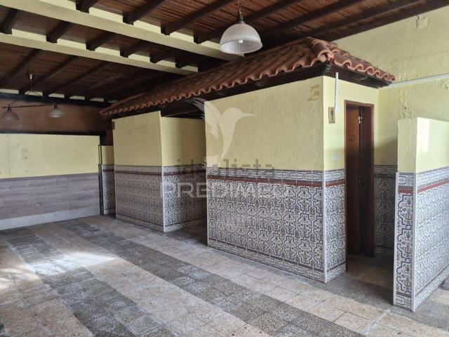 Loja venda em Moita, Gaio-rosário