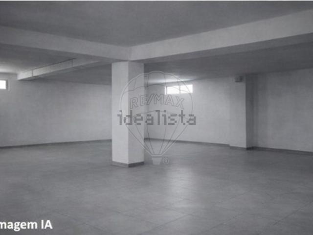 Armazém venda em Galegos, Arcozelo