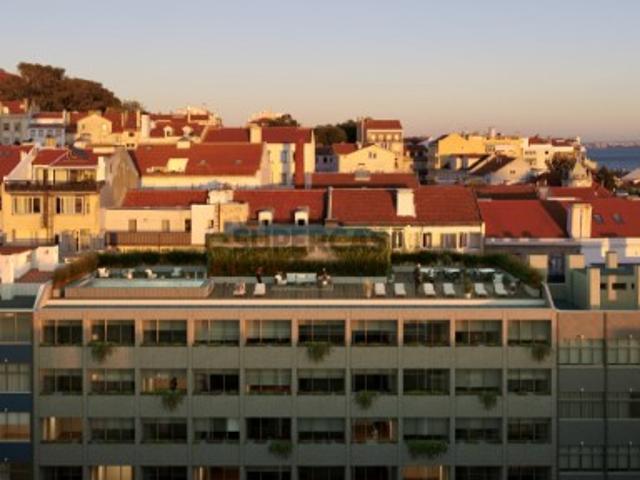 Armazém venda em Lisboa