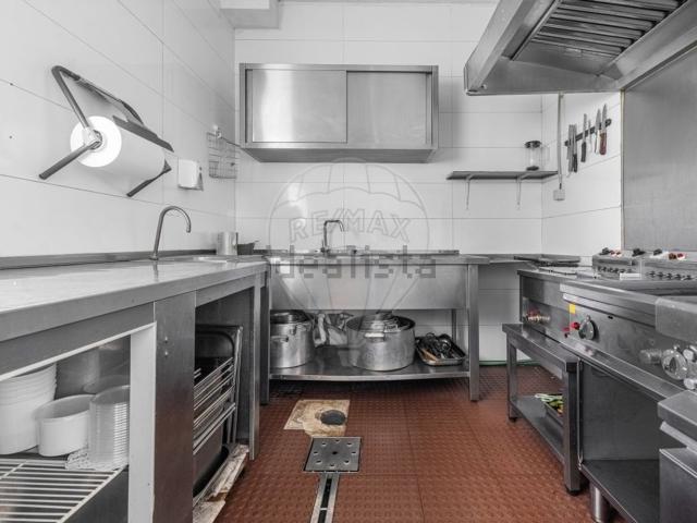 Loja venda em Gavião, Braga