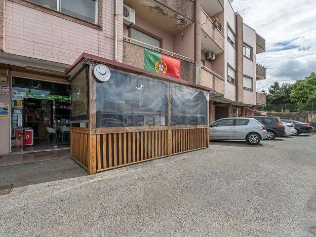 Loja venda em Gavião, Braga