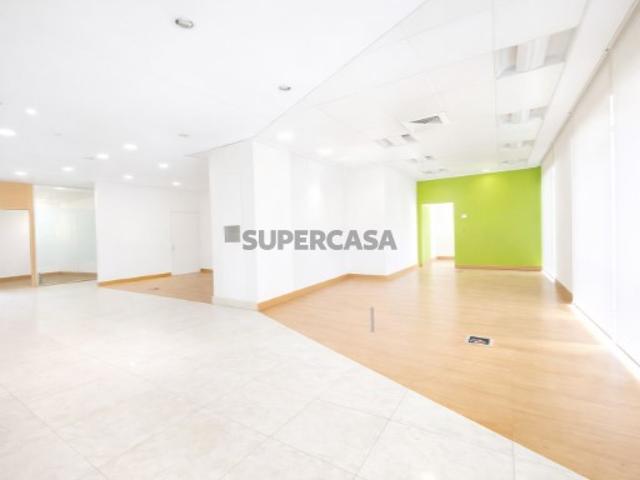 Armazém venda em Lisboa