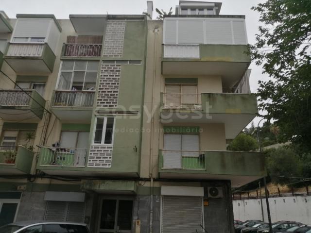 Loja venda em Núcleo Urbano Histórico de Algés, Oeiras