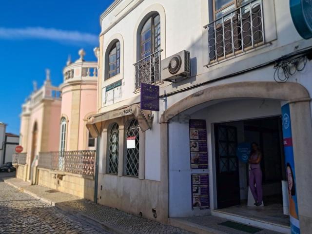 Ponto Comercial venda em Carvoeiro, Lagoa