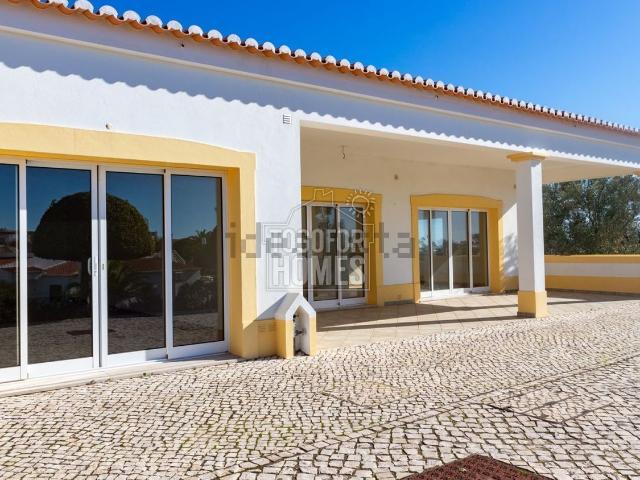 Loja venda em Vale Milho, Carvoeiro