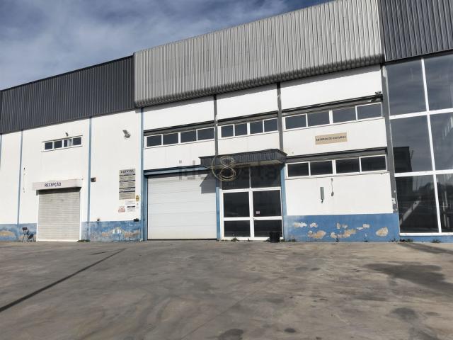 Armazém venda em Lagoa, Faro