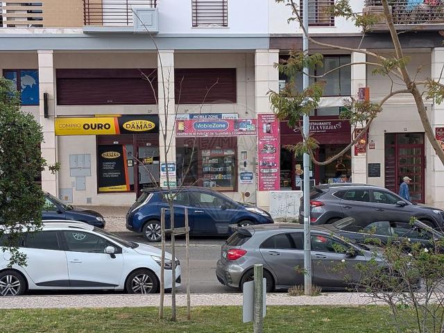 Loja venda em Almada, Setúbal