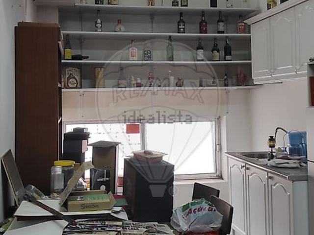 Loja venda em Quinta do Americano, Almada
