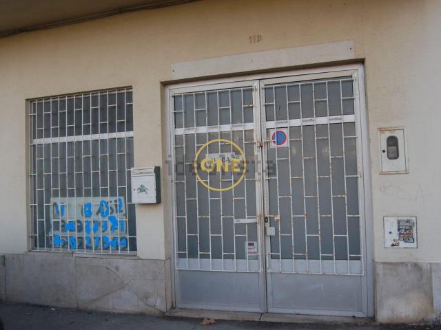 Loja venda em Alembrança, Almada