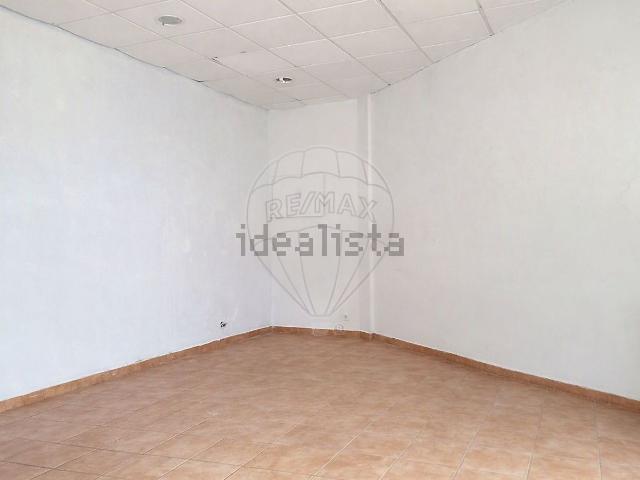 Loja alugar em Miratejo, Seixal
