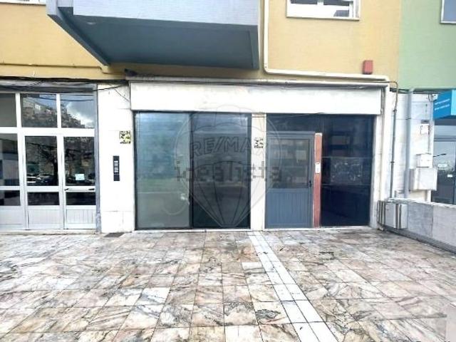 Loja venda em Almada, Setúbal