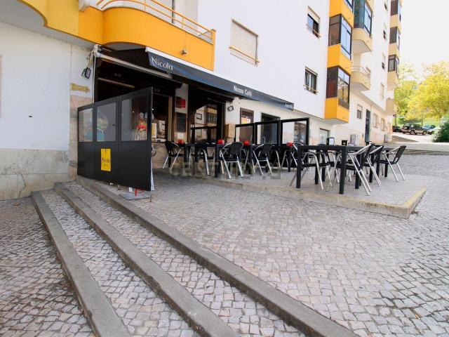 Loja venda em Quinta do Americano, Almada