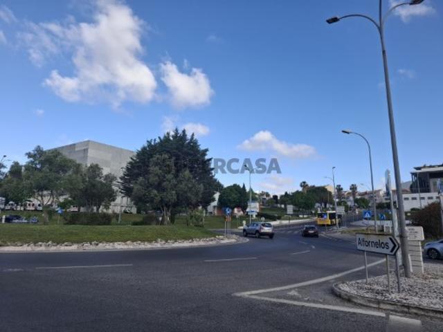 Armazém venda em Encosta do Sol, Amadora