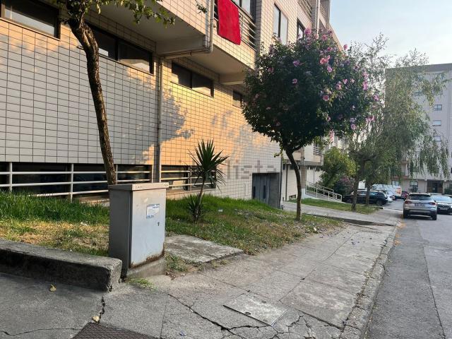 Armazém alugar em Braga