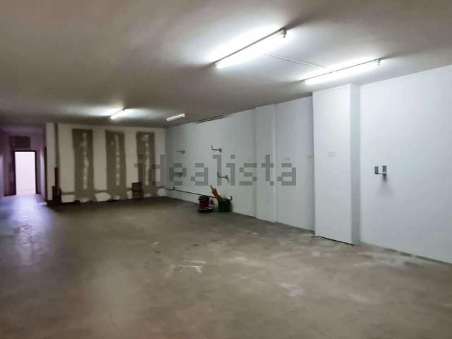 Armazém alugar em Braga