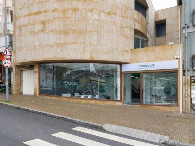 Loja venda em Porto, Lordelo Do Ouro