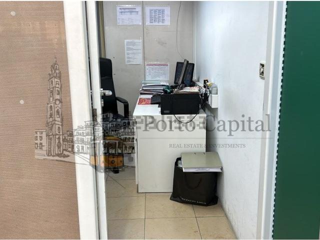 Loja venda em Porto, Lordelo Do Ouro