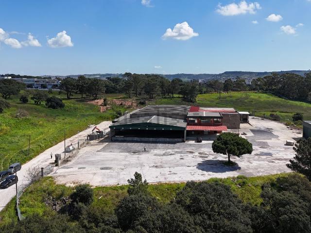 Armazém alugar em Sete Casas, Santiago Dos Velhos