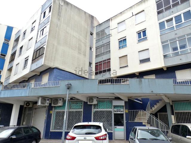 Loja venda em Santiago Dos Velhos, Lisboa